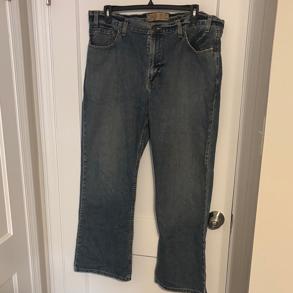 Old Navy Men's Relaxed Boot Cut Blue Jeans